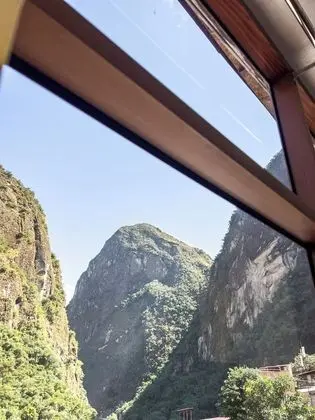 Panoramic Tek Büyük Yataklı Oda