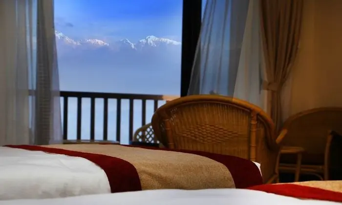 Deluxe Tek Büyük veya İki Ayrı Yataklı Oda, Kısmi Göl Manzaralı