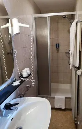 Classic Tek Büyük Yataklı Oda