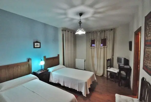 Tek Büyük veya İki Ayrı Yataklı Oda