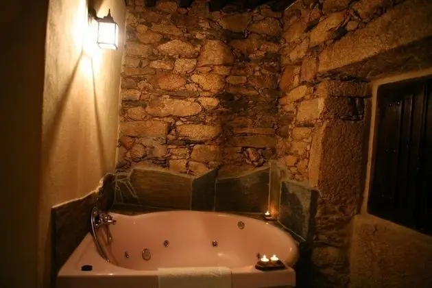 Süit, 1 Büyük (Queen) Boy Yatak, Jakuzi