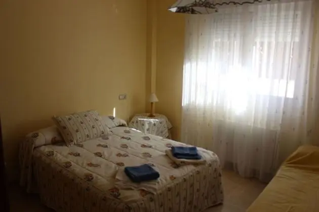 Ev, 4 Yatak Odası, Sigara İçilmez