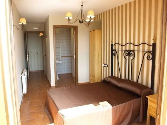 Tek Büyük veya İki Ayrı Yataklı Oda, 1 Çift Kişilik veya 2 Tek Kişilik Yatak