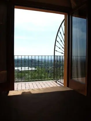 Tek Büyük veya İki Ayrı Yataklı Oda, 1 Çift Kişilik veya 2 Tek Kişilik Yatak