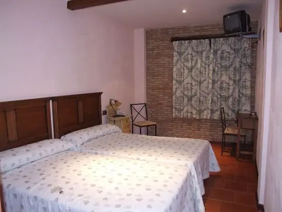 Classic Tek Büyük Yataklı Oda