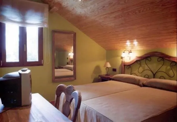 Tek Büyük Yataklı Oda