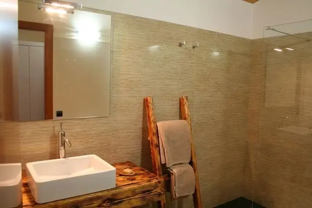 Üç Kişilik Oda (Roure)