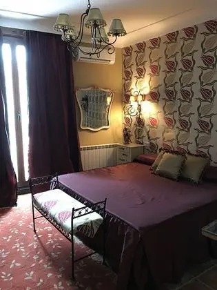 Tek Büyük Yataklı Oda, Özel Banyo