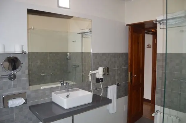 Standard Tek Büyük Yataklı Oda, Teras, Dağ Manzaralı