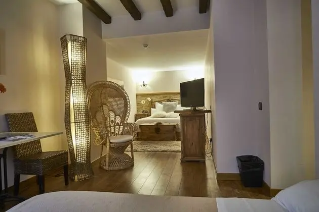 Classic Dört Kişilik Oda, 1 Çift Kişilik Yatak ve Çekyat