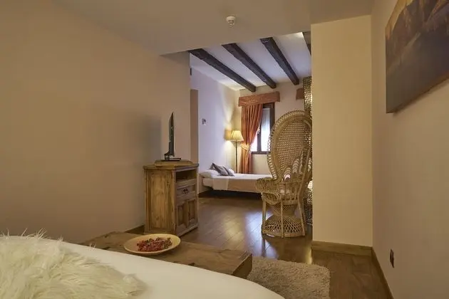 Classic Dört Kişilik Oda, 1 Çift Kişilik Yatak ve Çekyat