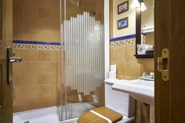 Classic Dört Kişilik Oda, 1 Çift Kişilik Yatak ve Çekyat