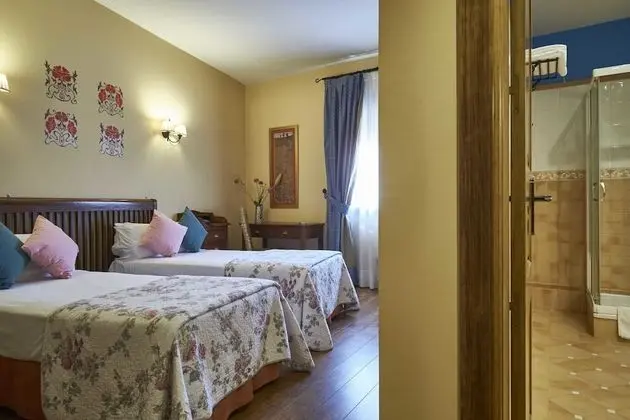 Tek Büyük Yataklı Oda