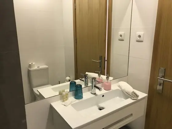 Tek Büyük Yataklı Oda, Dağ Manzaralı