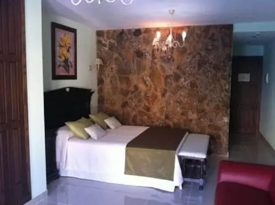 Junior Süit, Balkon