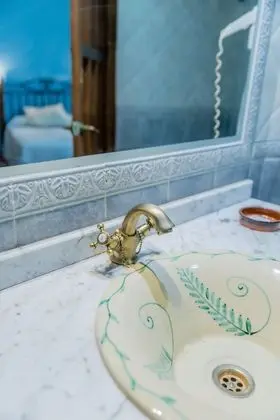 Economy Tek Büyük Yataklı Oda