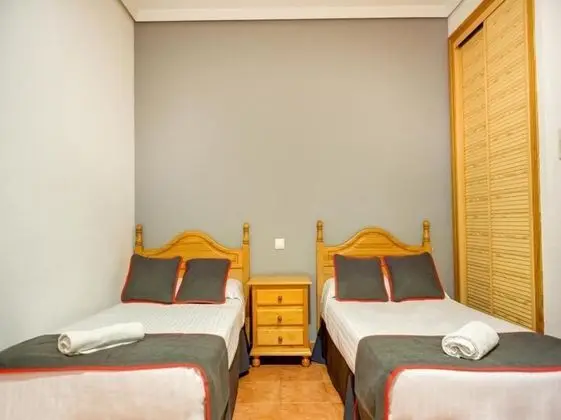 Economy Tek Büyük veya İki Ayrı Yataklı Oda
