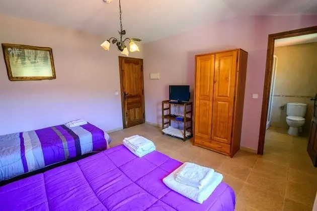 Comfort Tek Büyük veya İki Ayrı Yataklı Oda