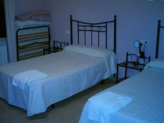 Comfort Tek Büyük veya İki Ayrı Yataklı Oda