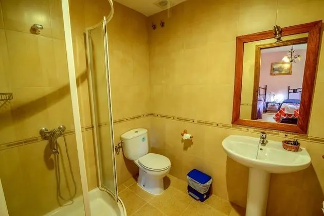 Comfort Tek Büyük veya İki Ayrı Yataklı Oda