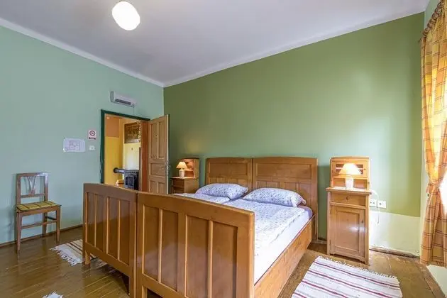 Family Ev, Birden Çok Yatak, 2 Banyolu, Bahçeli (Rural Homestead Trenkovo)