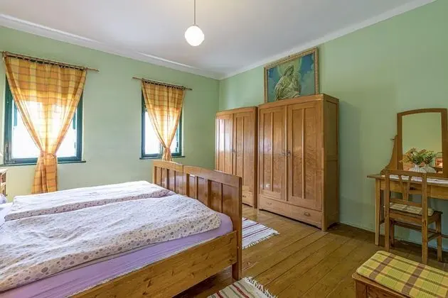 Family Ev, Birden Çok Yatak, 2 Banyolu, Bahçeli (Rural Homestead Trenkovo)