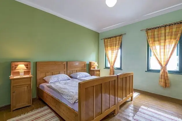Family Ev, Birden Çok Yatak, 2 Banyolu, Bahçeli (Rural Homestead Trenkovo)