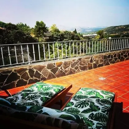 Traditional Dubleks, Teras