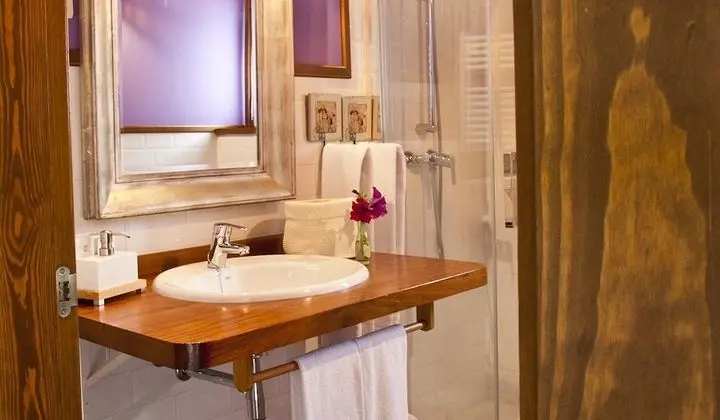 Superior Tek Büyük Yataklı Oda, 1 Çift Kişilik Yatak, Dağ Manzaralı