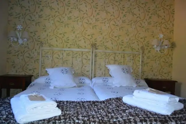 Tek Büyük veya İki Ayrı Yataklı Oda