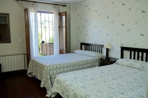 Superior Tek Büyük veya İki Ayrı Yataklı Oda