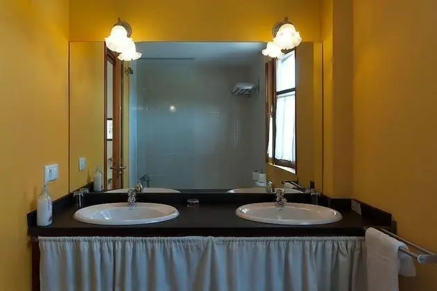 Superior Tek Büyük veya İki Ayrı Yataklı Oda