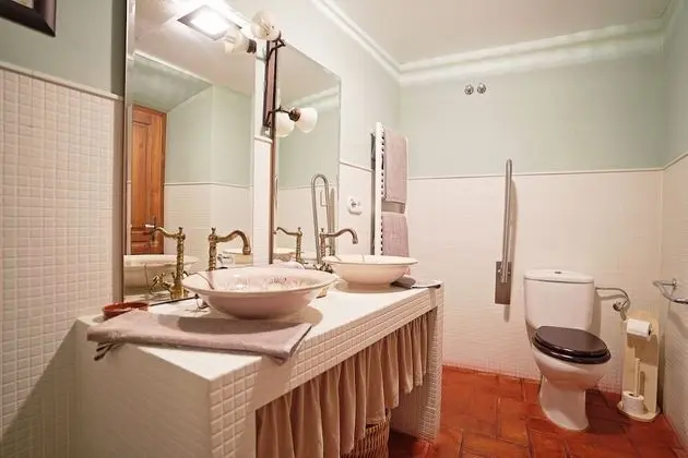 Standard Tek Büyük veya İki Ayrı Yataklı Oda