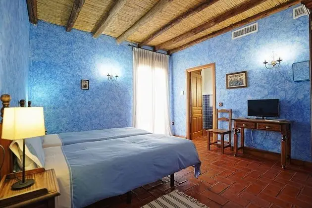 Superior Tek Büyük veya İki Ayrı Yataklı Oda