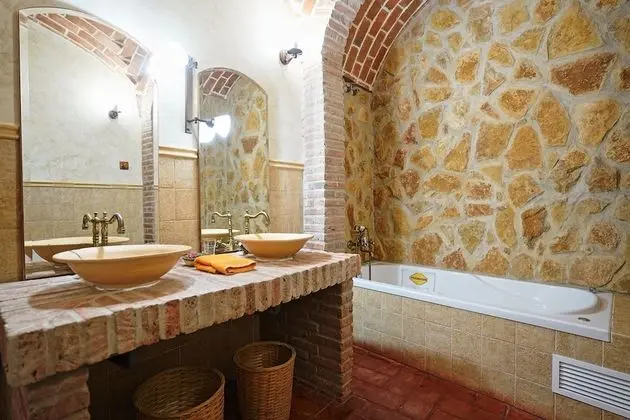 Superior Tek Büyük veya İki Ayrı Yataklı Oda