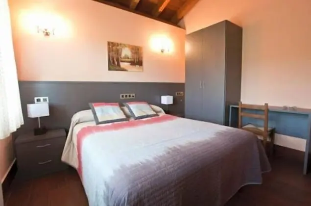 Tek Büyük Yataklı Oda, 1 Çift Kişilik Yatak