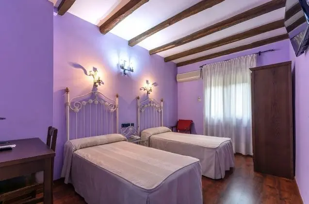 Tek Büyük veya İki Ayrı Yataklı Oda