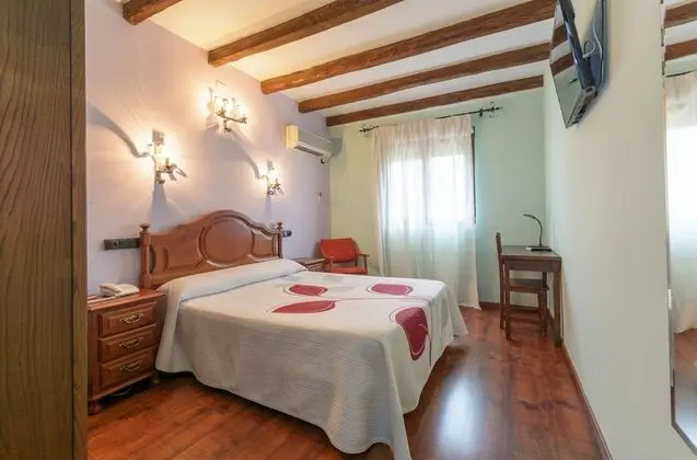 Tek Büyük veya İki Ayrı Yataklı Oda