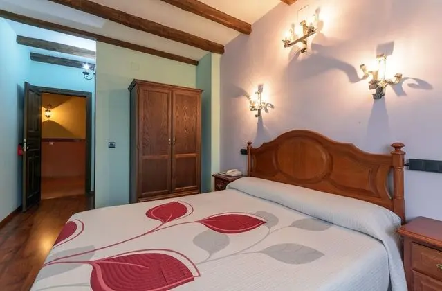 Tek Büyük veya İki Ayrı Yataklı Oda