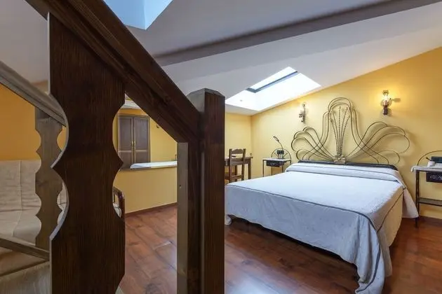 Tek Büyük veya İki Ayrı Yataklı Oda