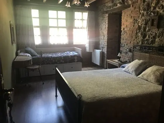 Tek Büyük Yataklı Oda, 1 Çift Kişilik Yatak ve Çekyat