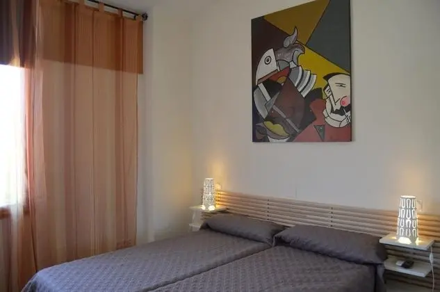 Tek Büyük veya İki Ayrı Yataklı Oda, 1 Yatak Odası