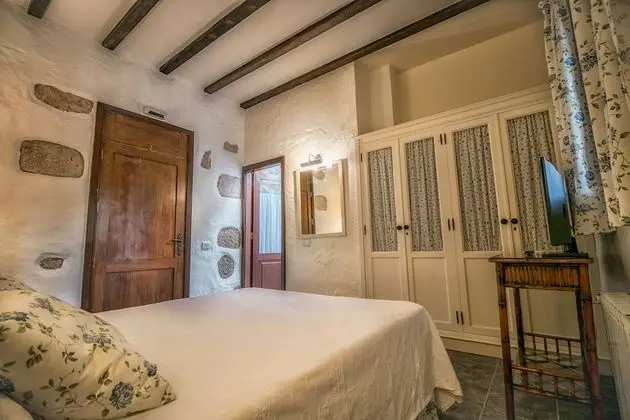 Basic Tek Büyük Yataklı Oda