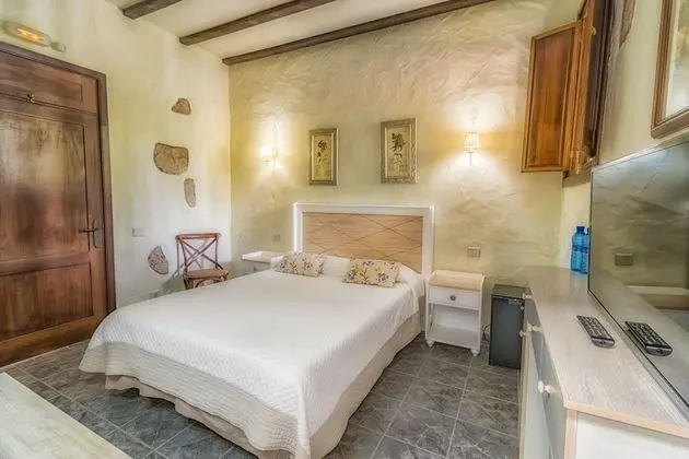 Basic Tek Büyük Yataklı Oda