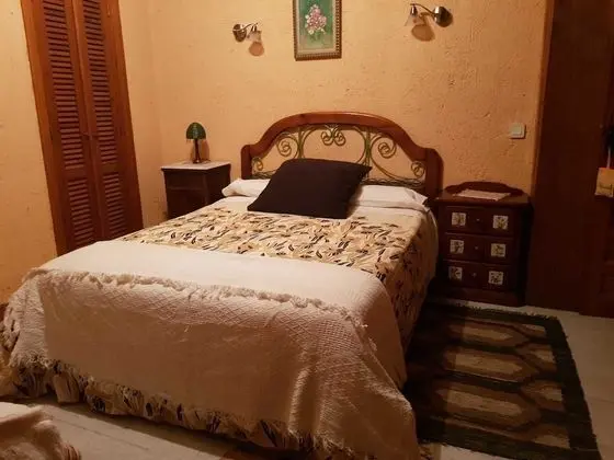 Tek Büyük Yataklı Oda