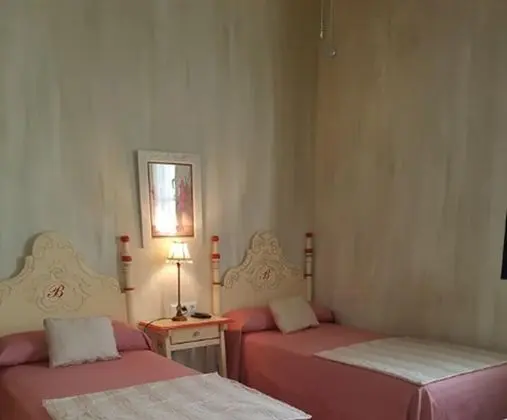 İki Ayrı Yataklı Oda, 2 Tek Kişilik Yatak