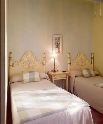 İki Ayrı Yataklı Oda, 2 Tek Kişilik Yatak