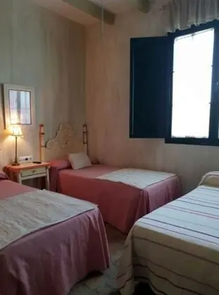 Üç Kişilik Oda, 3 Tek Kişilik Yatak