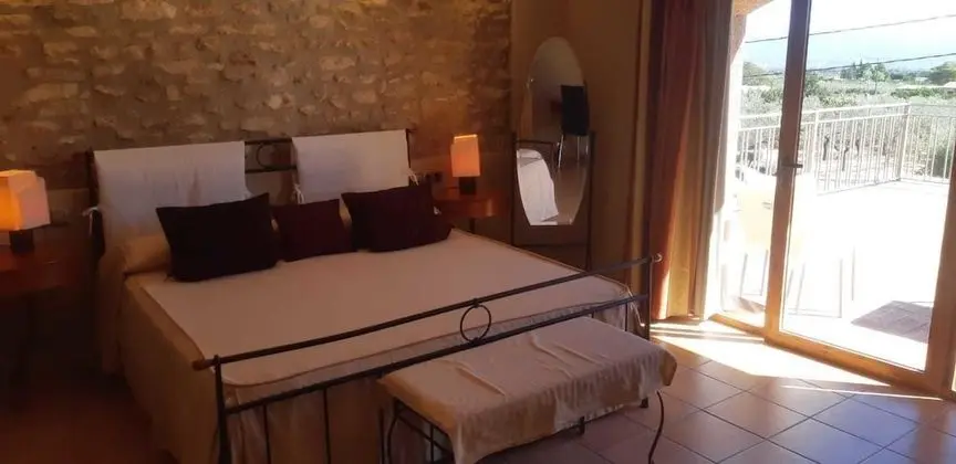 Tek Büyük Yataklı Oda