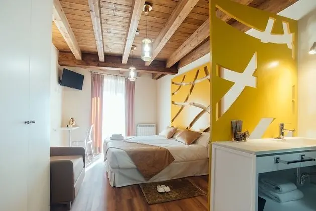 İki Ayrı Yataklı Oda (with extra bed)